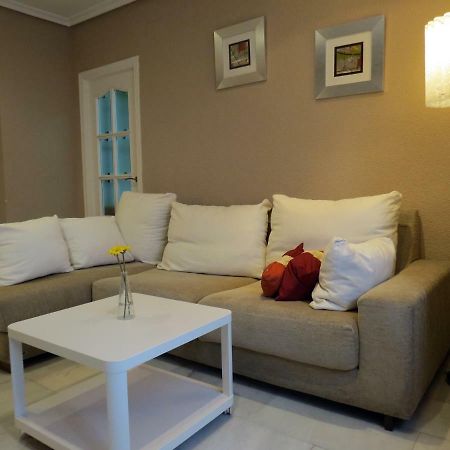 Apartamento Parque Plaza De Colon Apartment กอร์โดบา ภายนอก รูปภาพ